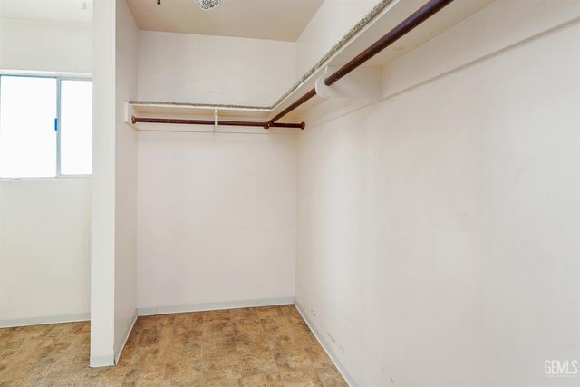 4705 Misty Court, Bakersfield, CA 93309