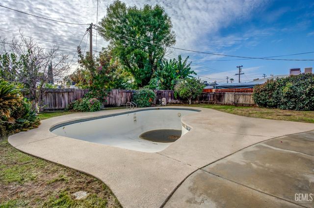 4705 Misty Court, Bakersfield, CA 93309