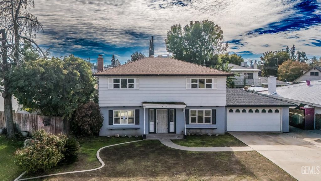 4705 Misty Court, Bakersfield, CA 93309