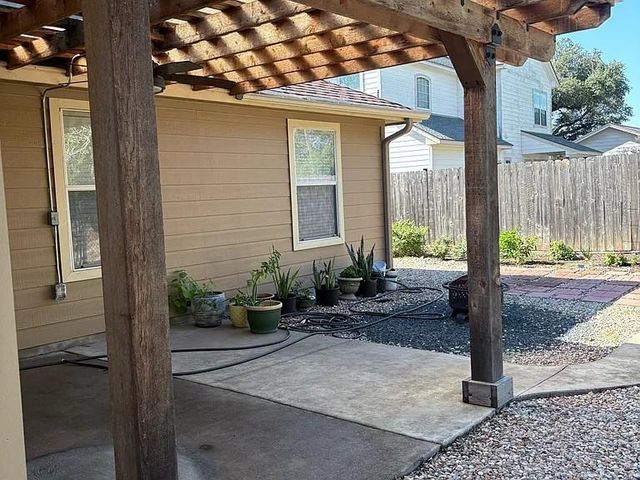 430 Summit Ridge DR N, Point Venture, TX 78645