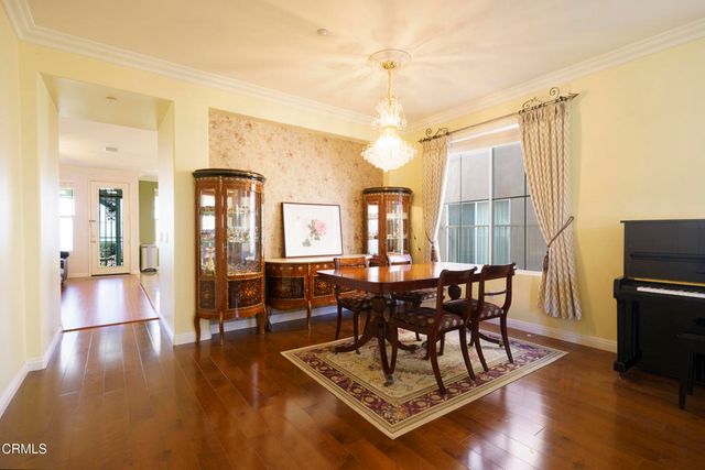 11071 N Tamberly Lane, Los Angeles, CA 91042