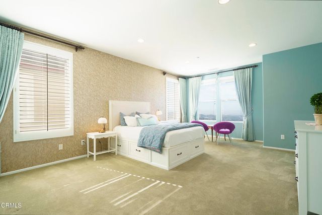 11071 N Tamberly Lane, Los Angeles, CA 91042