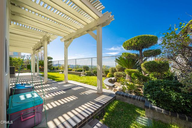 11071 N Tamberly Lane, Los Angeles, CA 91042