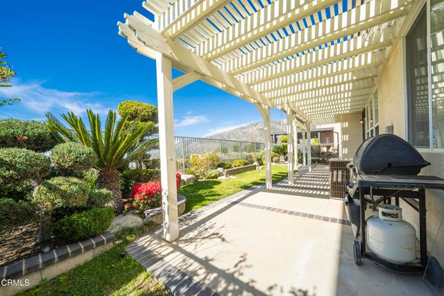 11071 N Tamberly Lane, Los Angeles, CA 91042