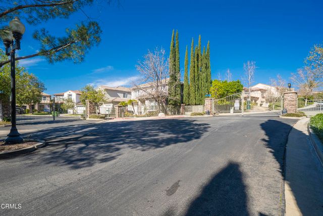 11071 N Tamberly Lane, Los Angeles, CA 91042