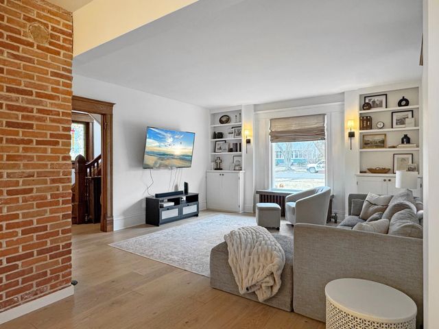 406 W Marshall Street, Marshall, MN 56258