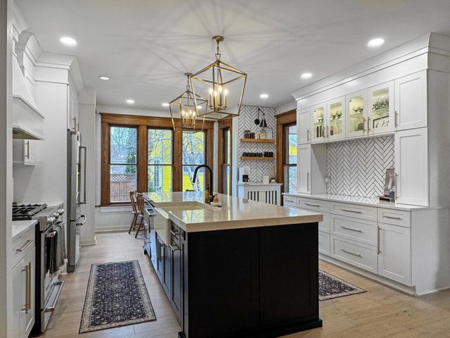 406 W Marshall Street, Marshall, MN 56258