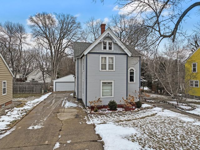 406 W Marshall Street, Marshall, MN 56258