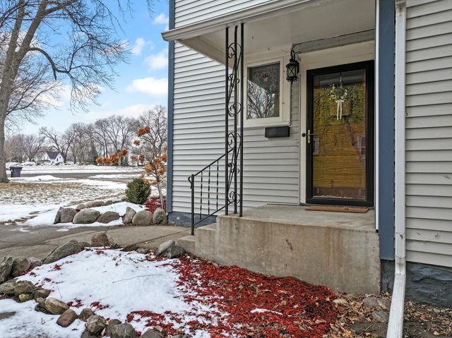 406 W Marshall Street, Marshall, MN 56258