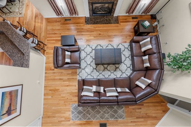 13 Fairways Ln, Methuen, MA 01844