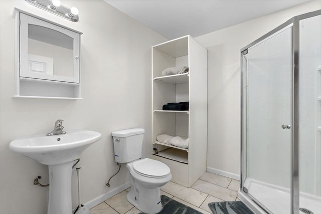 13 Fairways Ln, Methuen, MA 01844