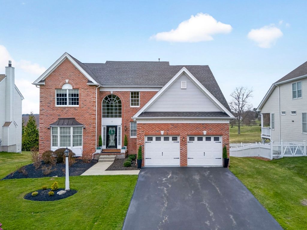 13 Fairways Ln, Methuen, MA 01844