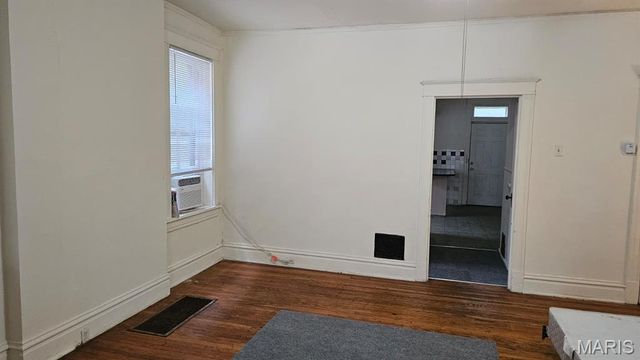 3618 Dunnica Avenue, St Louis, MO 63116