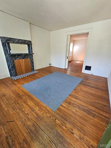 3618 Dunnica Avenue, St Louis, MO 63116