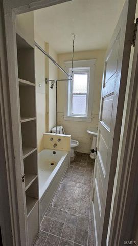 3618 Dunnica Avenue, St Louis, MO 63116