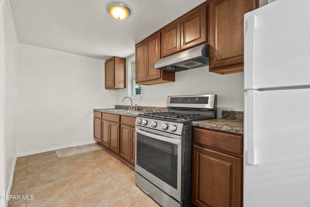 209 N Seville Drive B, El Paso, TX 79905