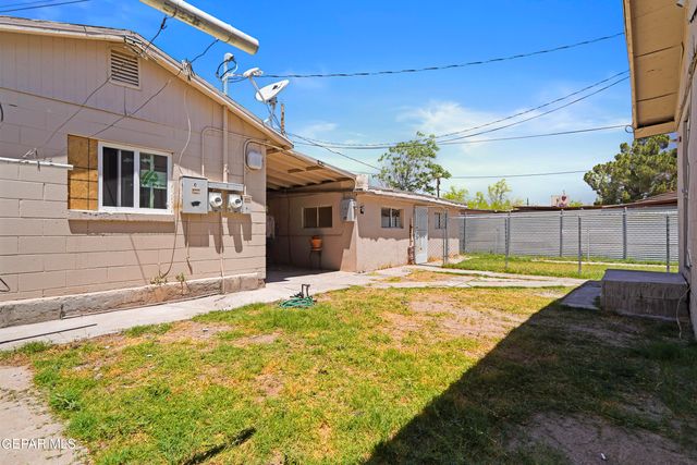 209 N Seville Drive B, El Paso, TX 79905