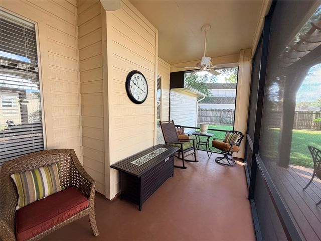 7287 Lakeshore Court, Willis, TX 77318