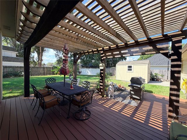 7287 Lakeshore Court, Willis, TX 77318