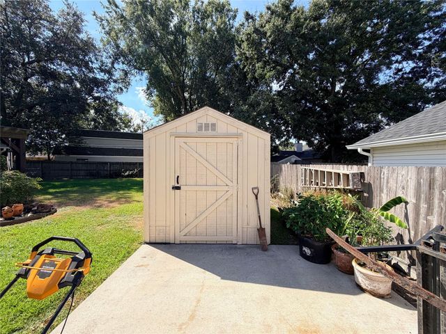 7287 Lakeshore Court, Willis, TX 77318