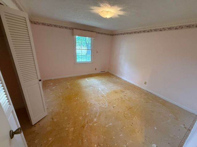 72 Military Road, Somerset, KY 42503