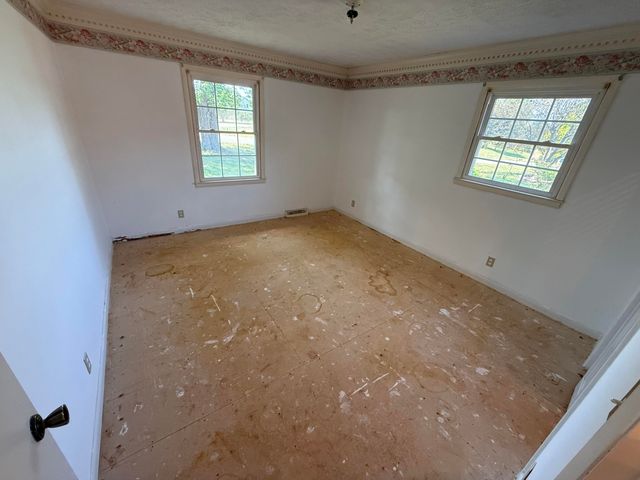 72 Military Road, Somerset, KY 42503