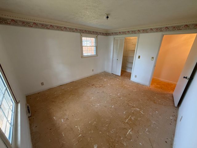 72 Military Road, Somerset, KY 42503