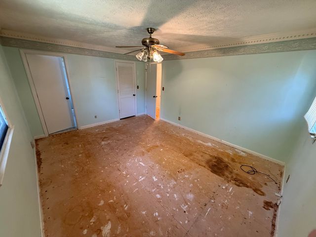 72 Military Road, Somerset, KY 42503