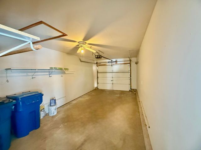 1978 Laura Lane, Chesterton, IN 46304