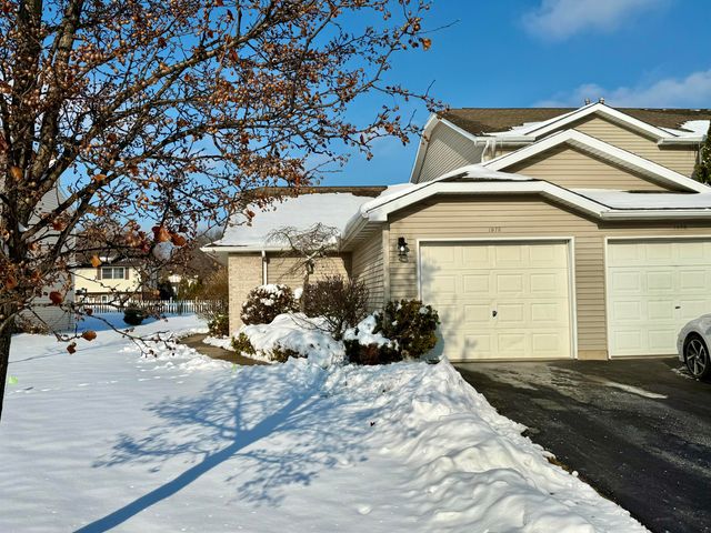 1978 Laura Lane, Chesterton, IN 46304