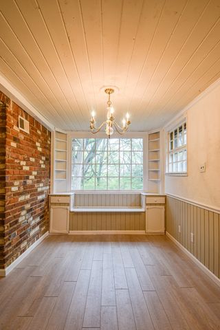 312 Sunnyside Ln, Columbia, TN 38401