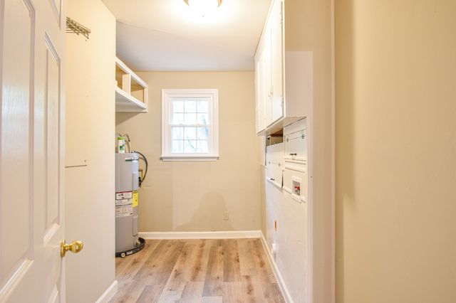 312 Sunnyside Ln, Columbia, TN 38401