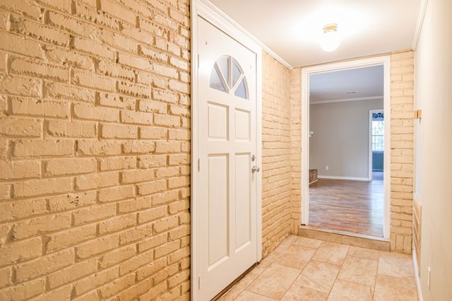 312 Sunnyside Ln, Columbia, TN 38401