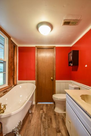 312 Sunnyside Ln, Columbia, TN 38401