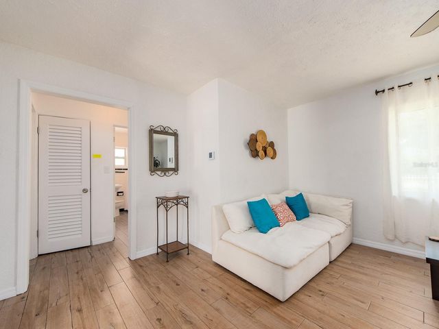502 LEXINGTON STREET, Dunedin, FL 34698