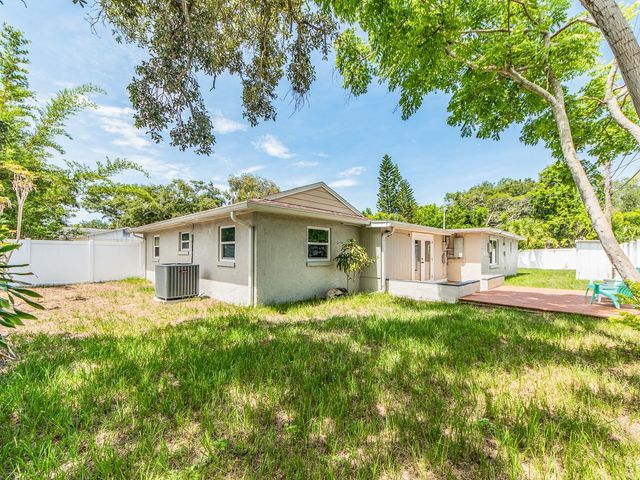 502 LEXINGTON STREET, Dunedin, FL 34698