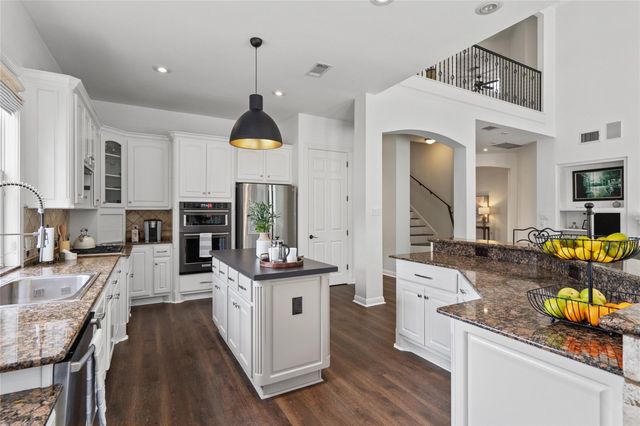 4313 Rio Robles DR, Austin, TX 78746