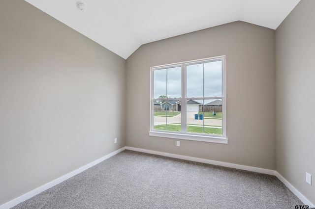 16218 Crossing Circle, Lindale, TX 75771