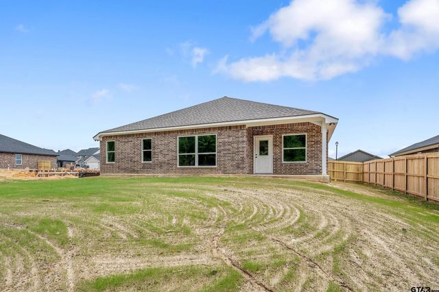 16218 Crossing Circle, Lindale, TX 75771