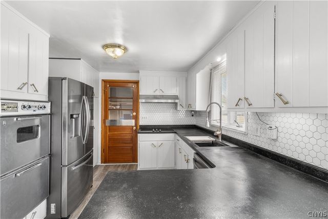 102 Sherwood Lane, Salina, NY 13212