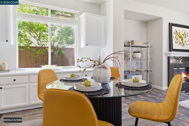 1248 Oak Knoll Dr, Concord, CA 94521