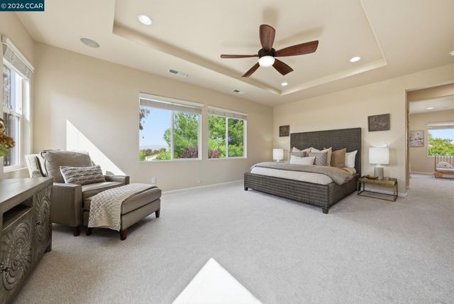 1248 Oak Knoll Dr, Concord, CA 94521