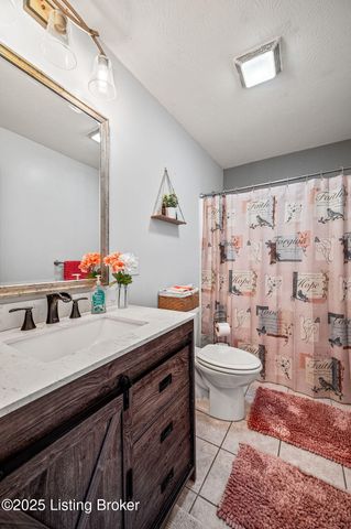 1143 S Moon Rd, Scottsburg, IN 47170