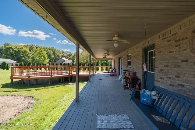 1143 S Moon Rd, Scottsburg, IN 47170