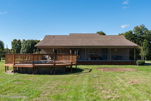 1143 S Moon Rd, Scottsburg, IN 47170