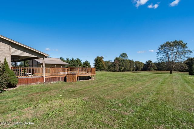 1143 S Moon Rd, Scottsburg, IN 47170