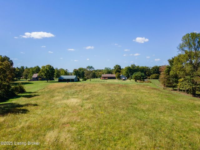 1143 S Moon Rd, Scottsburg, IN 47170