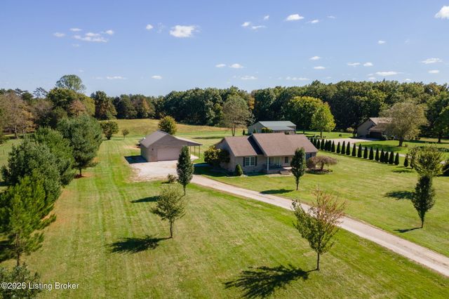 1143 S Moon Rd, Scottsburg, IN 47170