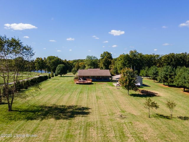 1143 S Moon Rd, Scottsburg, IN 47170