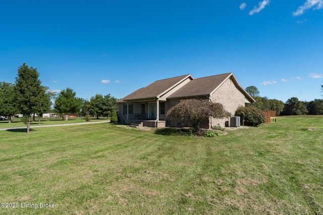 1143 S Moon Rd, Scottsburg, IN 47170